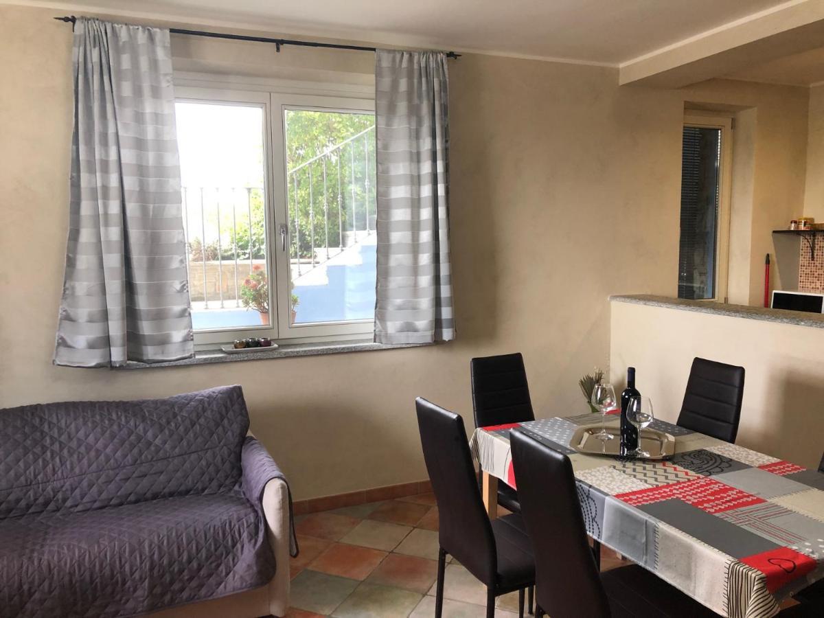 La Casa Blu Apartman Montegrosso dʼAsti Kültér fotó