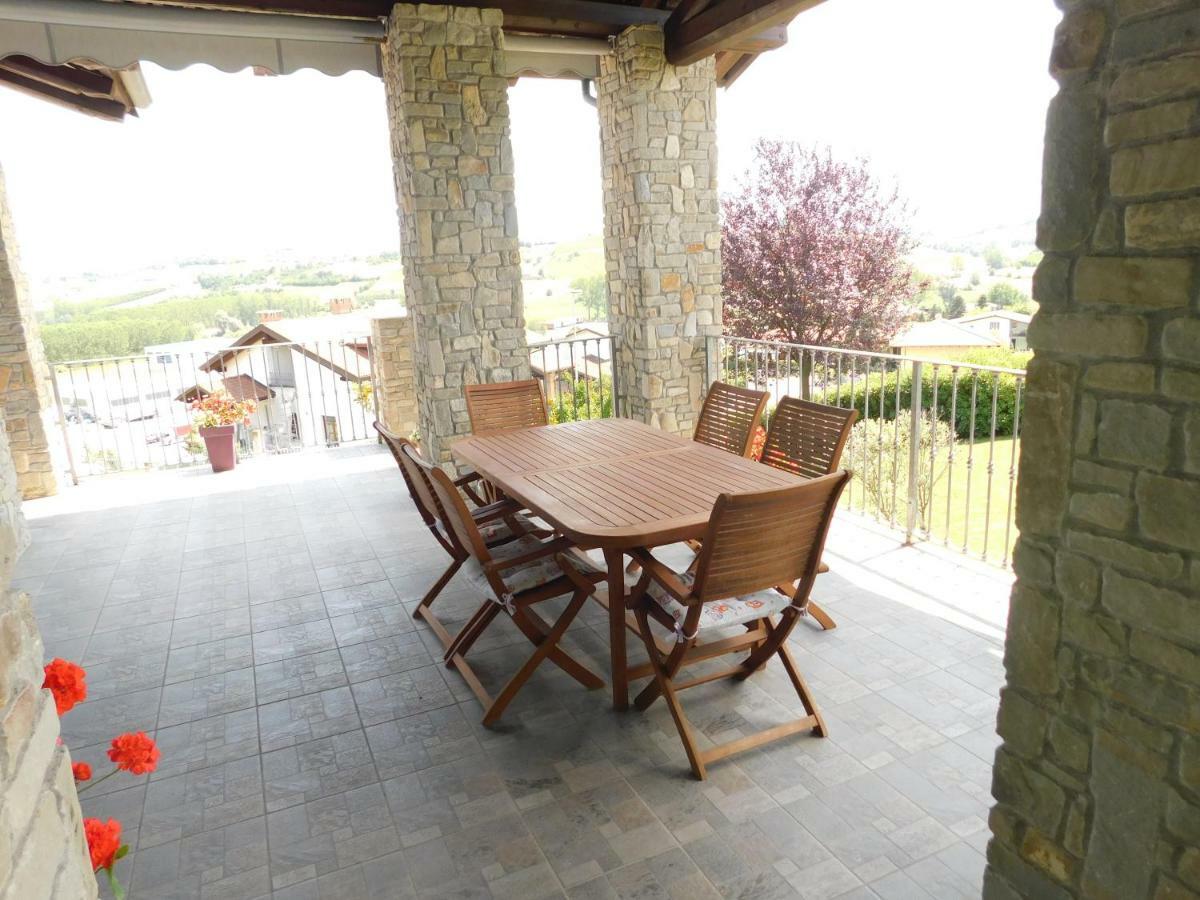 La Casa Blu Apartman Montegrosso dʼAsti Kültér fotó